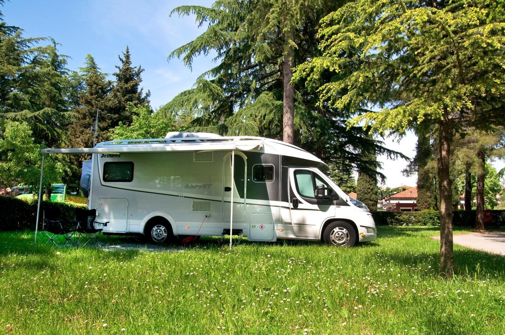 Camping Adria Ankaran - Pitches Ngoại thất bức ảnh