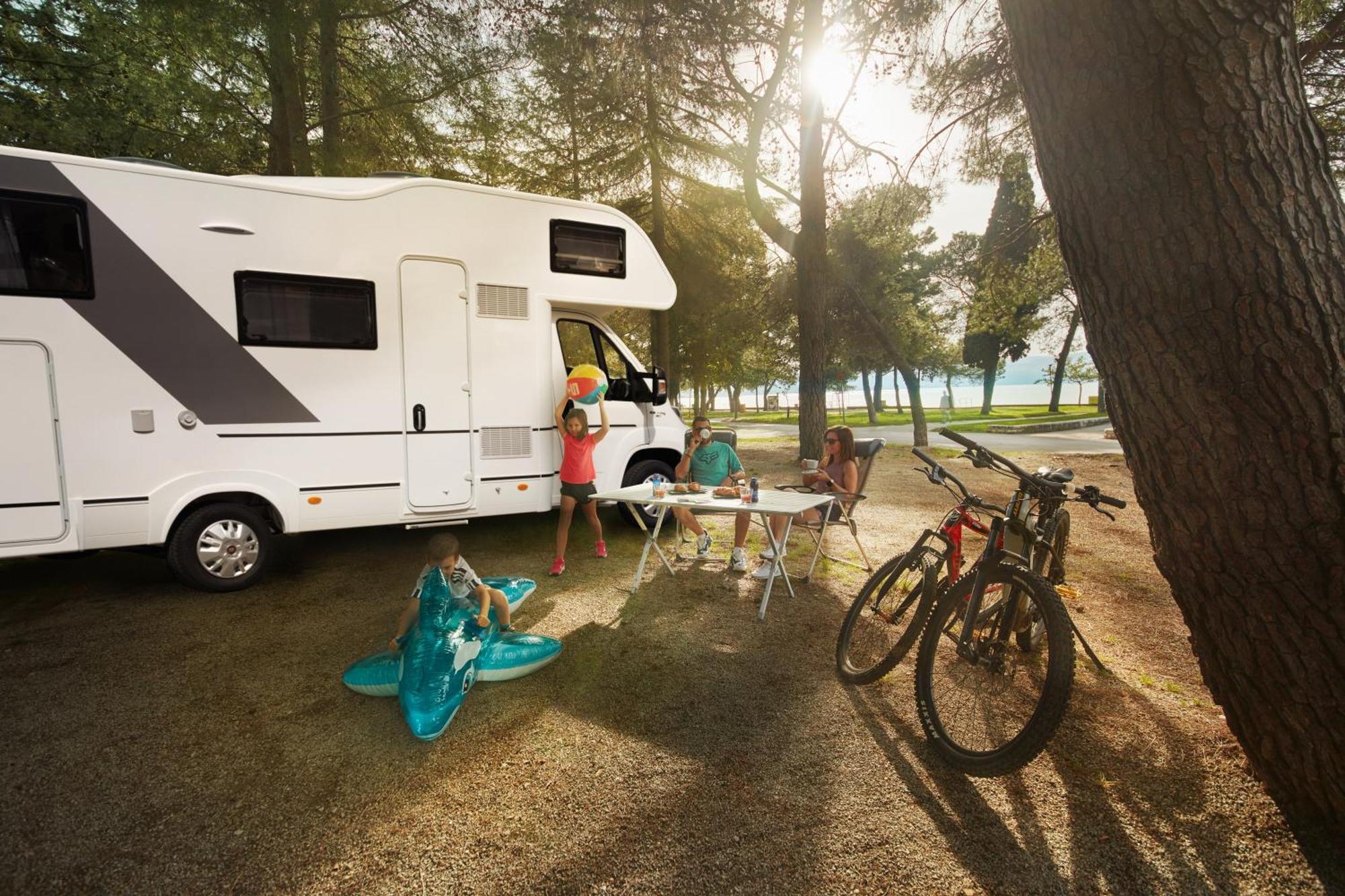 Camping Adria Ankaran - Pitches Ngoại thất bức ảnh