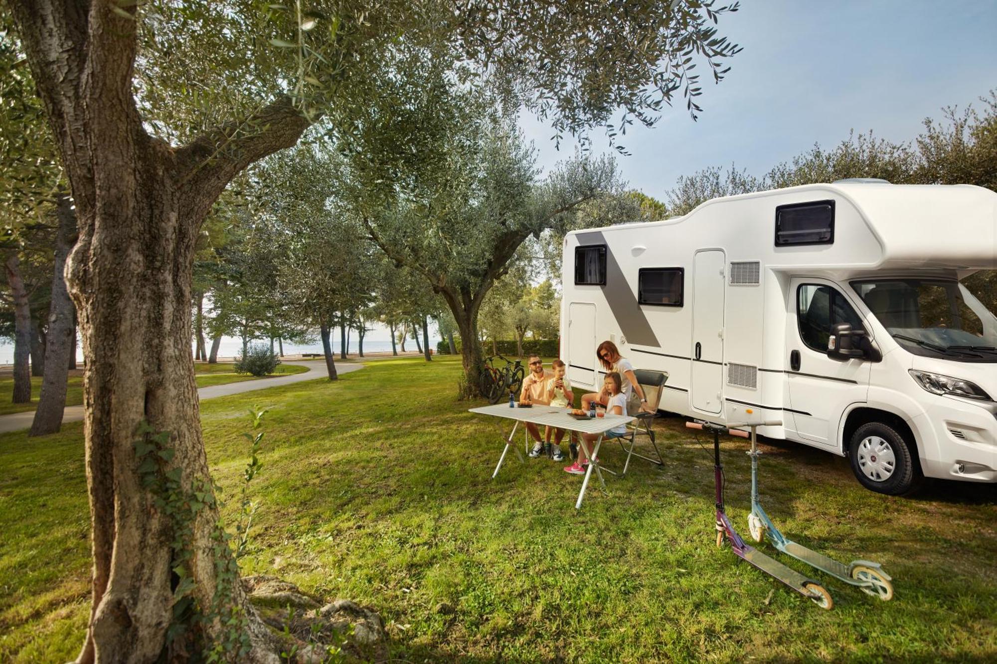 Camping Adria Ankaran - Pitches Ngoại thất bức ảnh